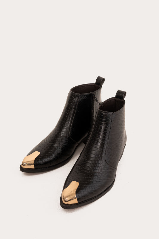 Serpentine Metal Boots